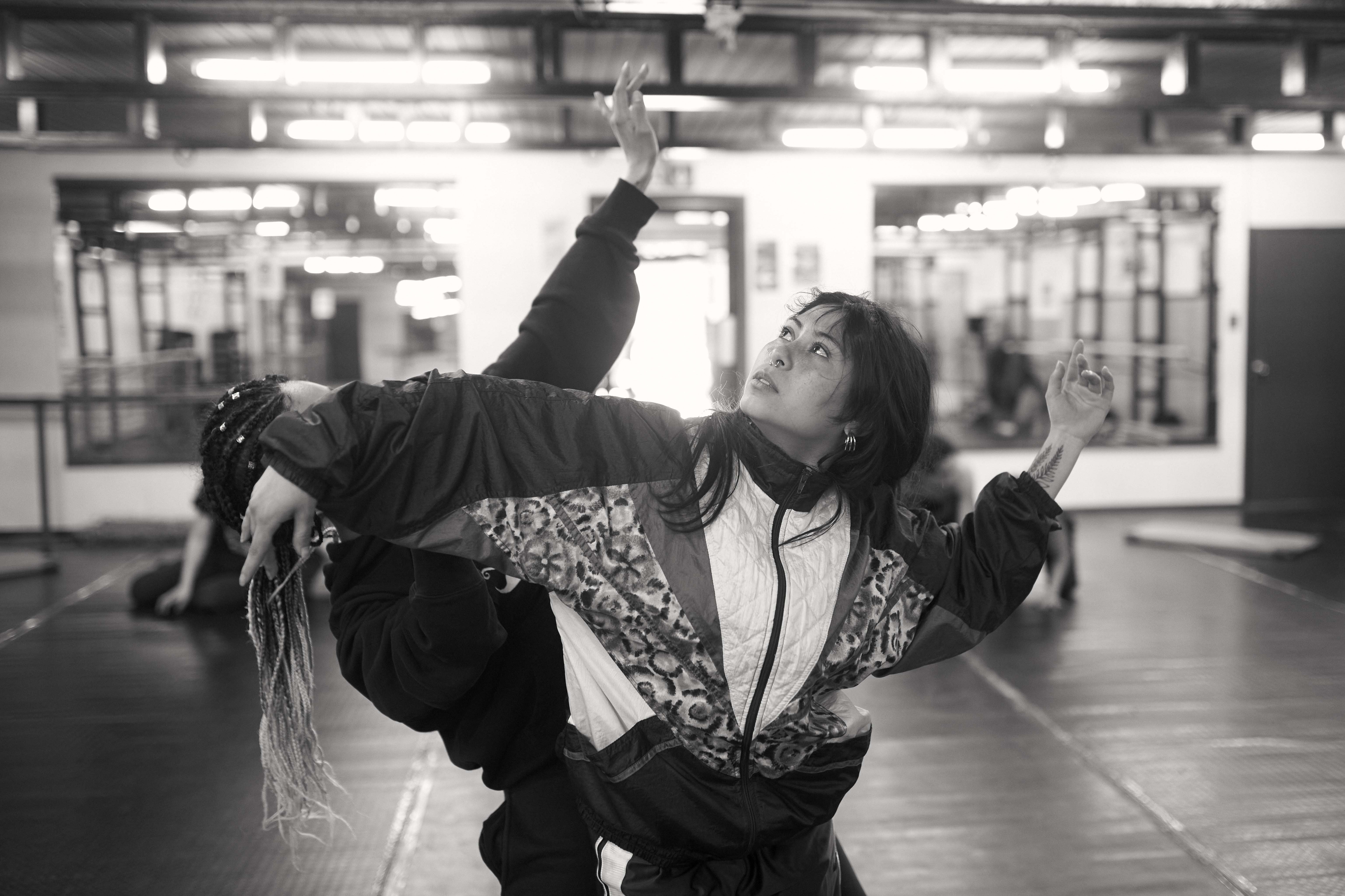 Danza Junto al Río Valdivia