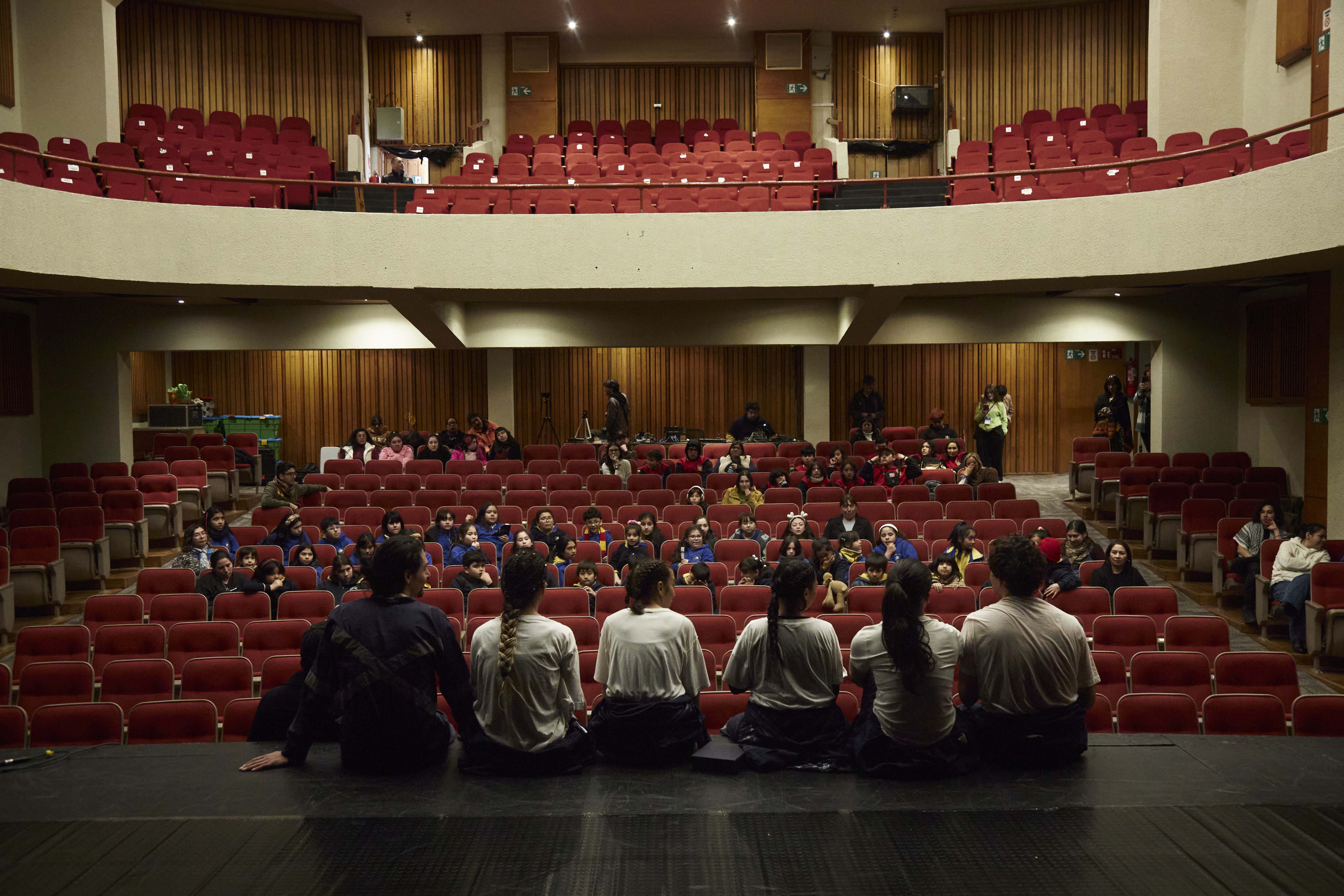 Danza Junto al Río Valdivia