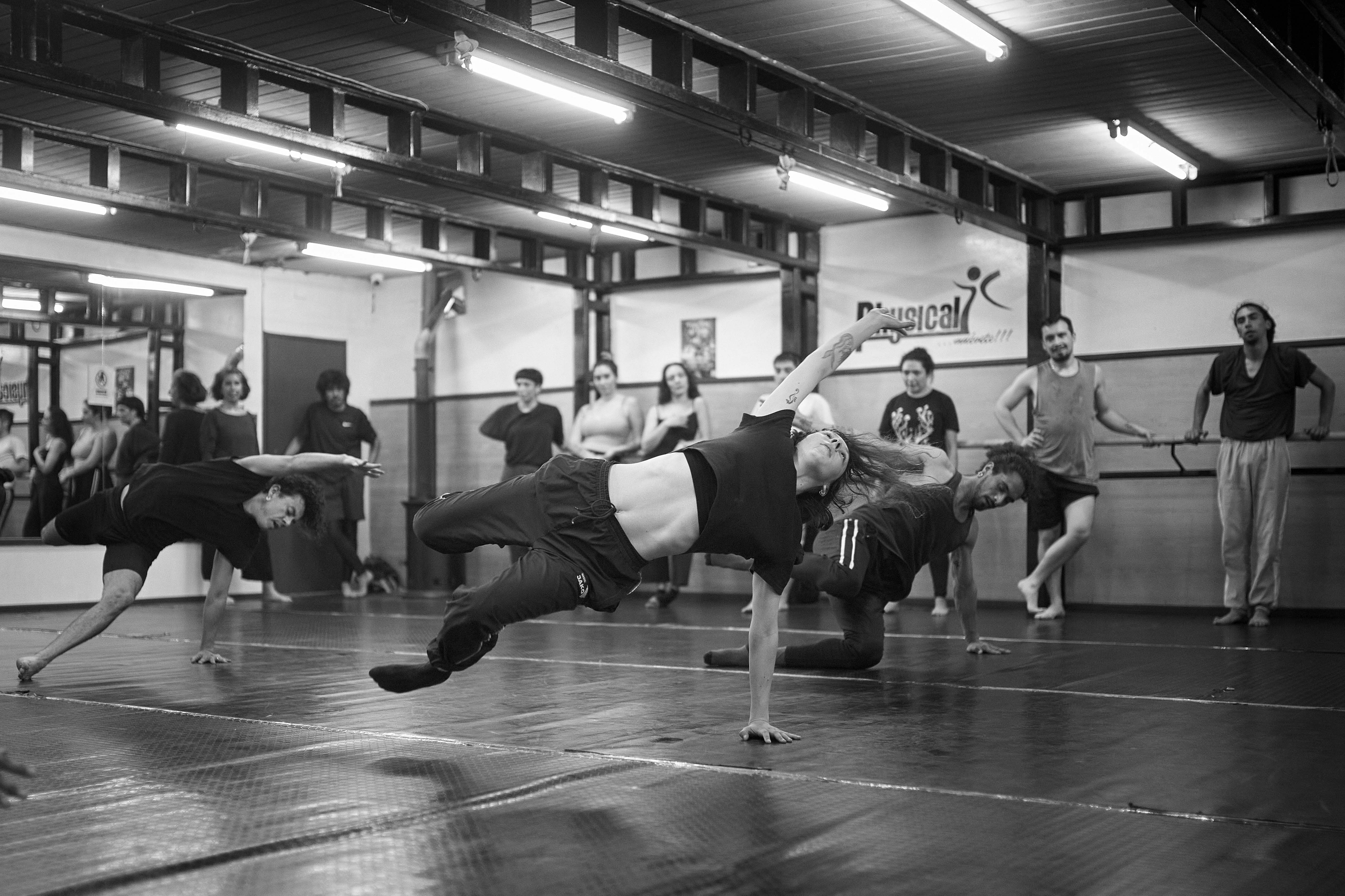 Danza Junto al Río Valdivia