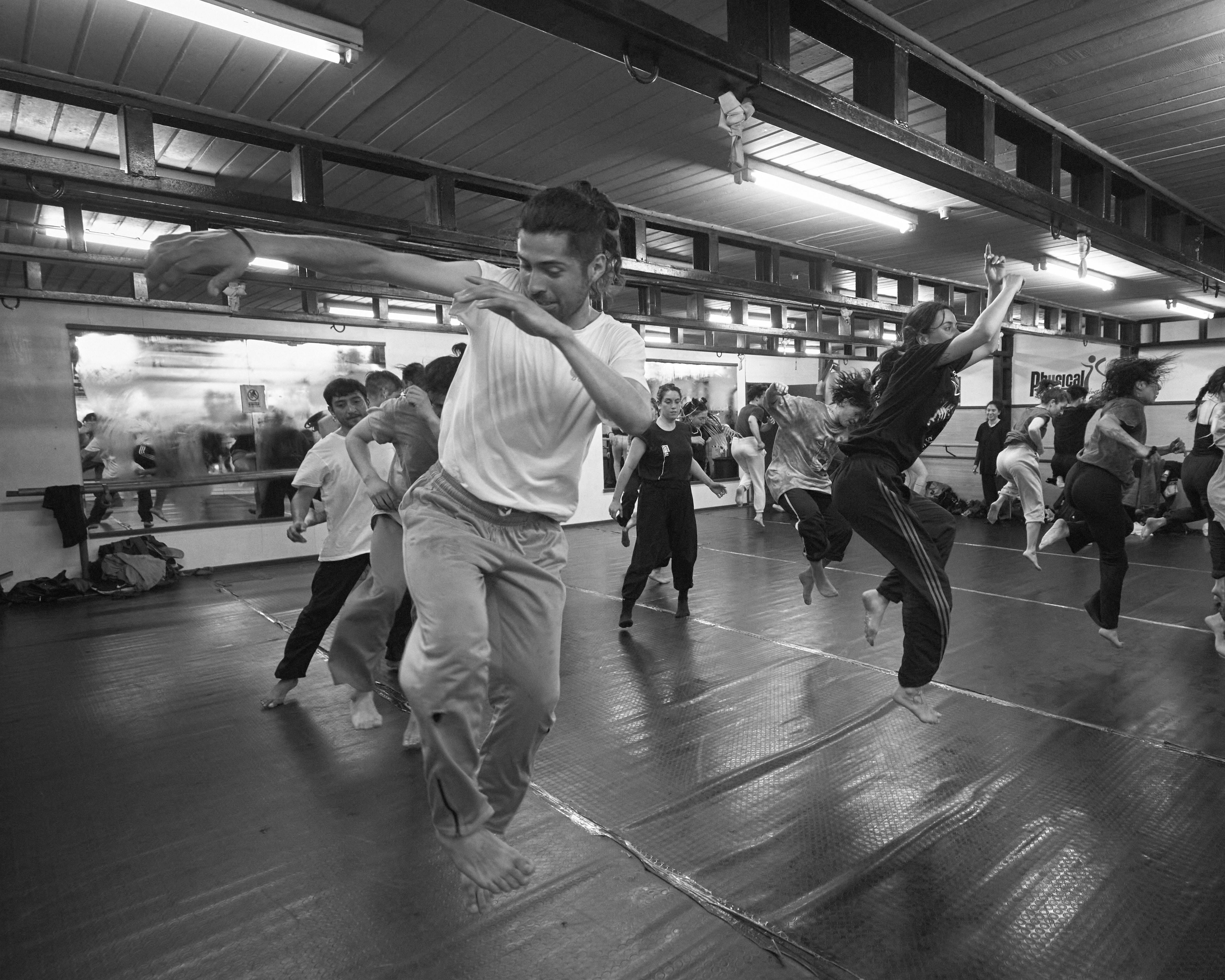 Danza Junto al Río Valdivia